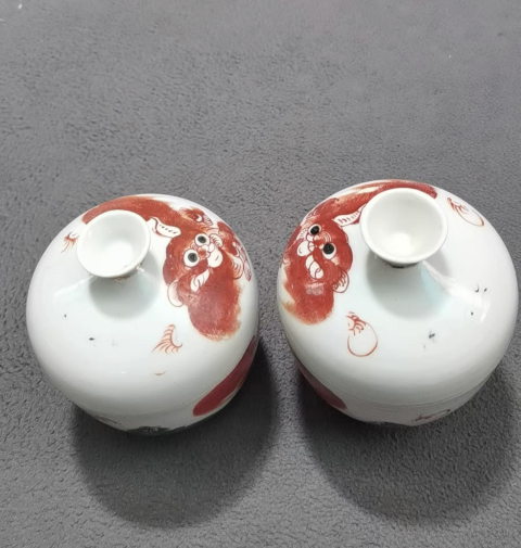 古玩陶瓷礬紅少師太保蓋罐一對拍賣,當前價格6500元