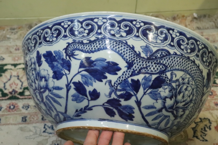 古玩陶瓷清中花間龍紋青花碗拍賣，當前價格22000元