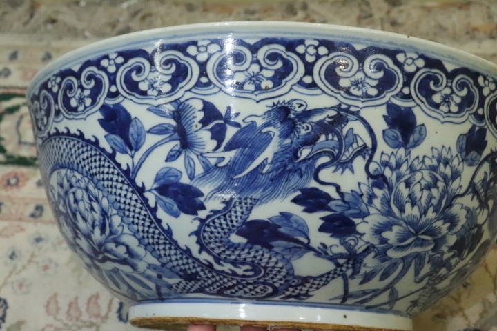 古玩陶瓷清中花間龍紋青花碗拍賣，當前價格22000元