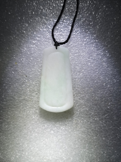 古玩玉器觀音拍賣，當前價格260元