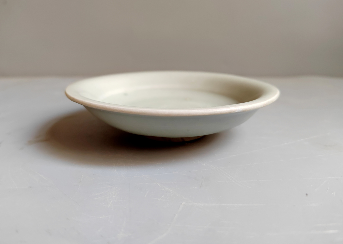 古玩陶瓷元代景德鎮窯白釉盤拍賣，當前價格1999元