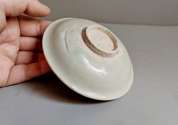 古玩陶瓷元代景德鎮窯白釉盤拍賣，當前價格1999元