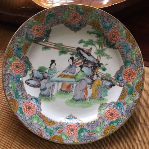 古玩陶瓷晚清細路廣彩侍女紋盤拍賣,當前價格3500元