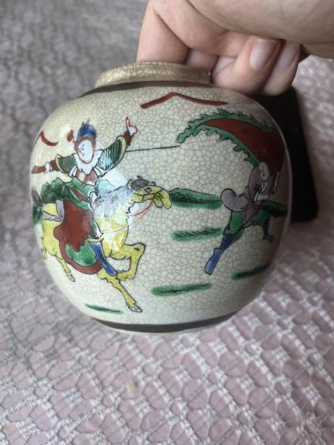 古玩陶瓷哥釉五彩刀馬人物戰(zhàn)將紋蓋罐拍賣，當(dāng)前價(jià)格1999元