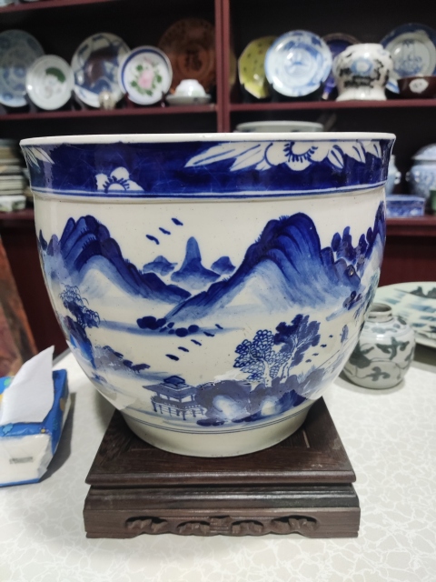 古玩陶瓷晚清山水紋青花缸拍賣，當前價格3988元