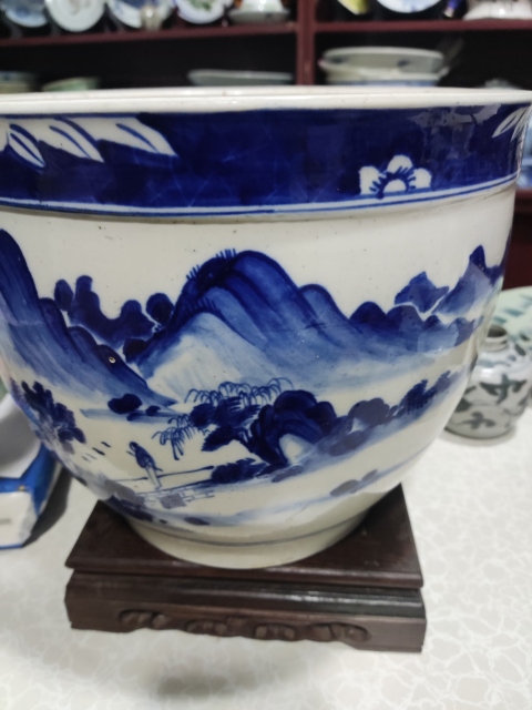 古玩陶瓷晚清山水紋青花缸拍賣，當前價格3988元