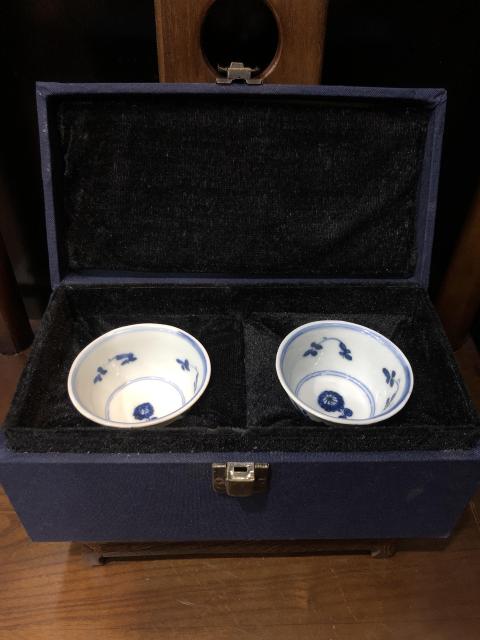 古玩陶瓷青花三多花卉主人杯一對(duì)拍賣,當(dāng)前價(jià)格7000元