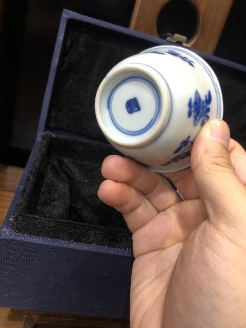 古玩陶瓷青花三多花卉主人杯一對(duì)拍賣,當(dāng)前價(jià)格7000元