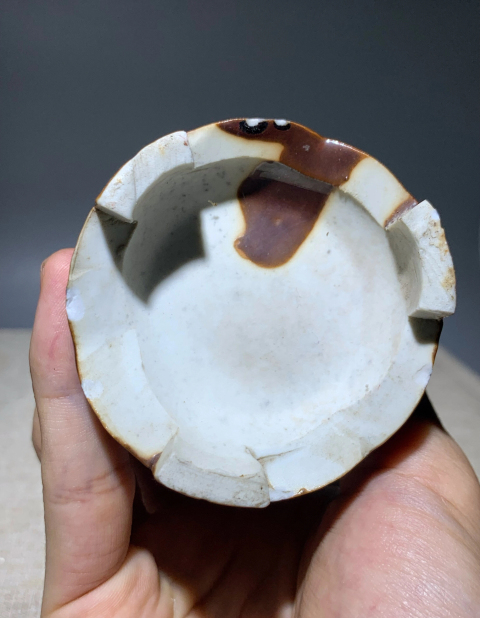古玩陶瓷（民國）通透漂亮白釉珍珠地綠彩竹葉詩紋花口瓶拍賣，當前價格1888元