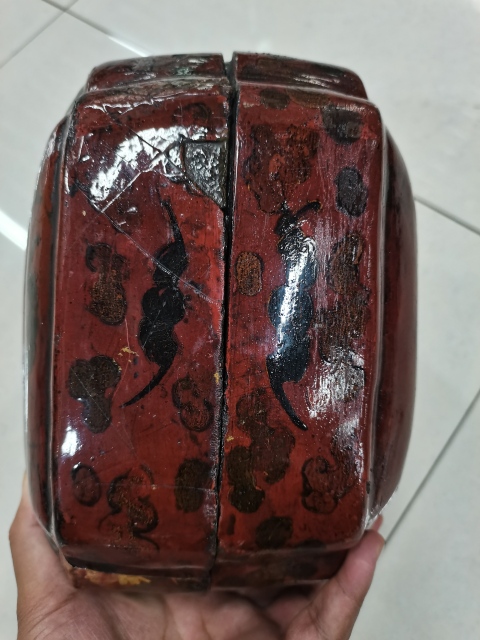 古玩雜項四方倭角彩繪漆盒拍賣，當前價格600元
