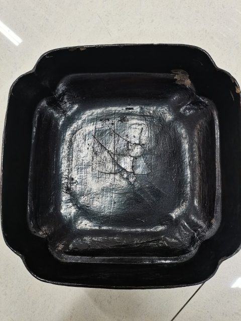 古玩雜項四方倭角彩繪漆盒拍賣，當前價格600元