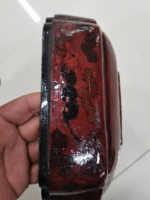 古玩雜項四方倭角彩繪漆盒拍賣，當前價格600元