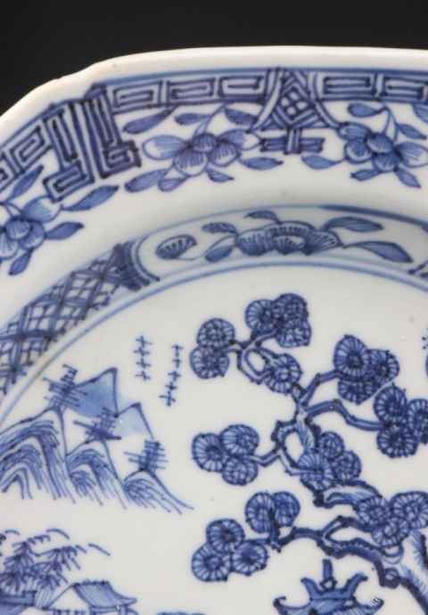 古玩陶瓷6733】清雍正~乾隆  青花山水樓閣圖八邊盤拍賣，當前價格2300元