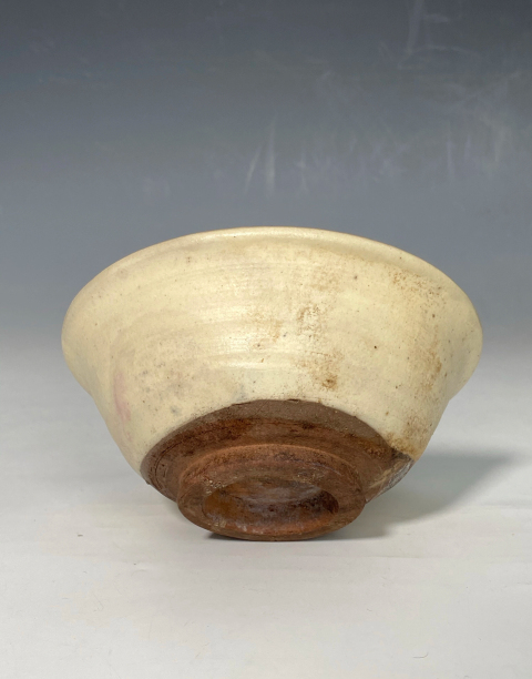 古玩陶瓷元代磁州窯白釉碗拍賣,當前價格0元
