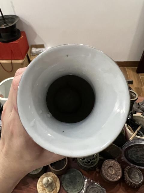 古玩陶瓷手繪山水紋觀音瓶拍賣，當(dāng)前價(jià)格399元