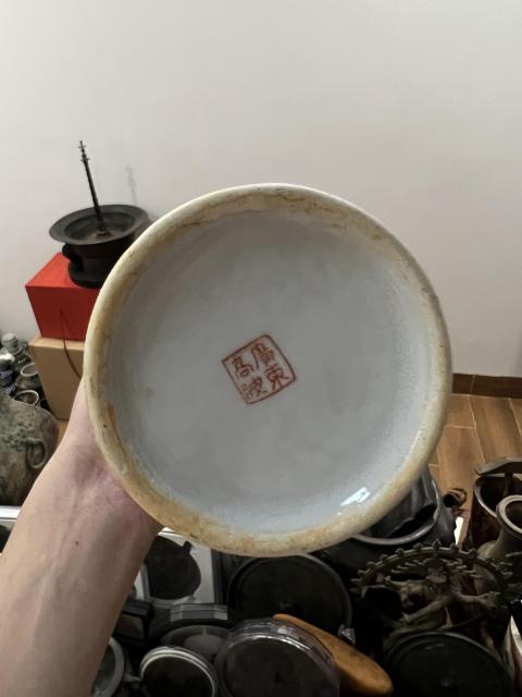 古玩陶瓷手繪山水紋觀音瓶拍賣，當(dāng)前價(jià)格399元