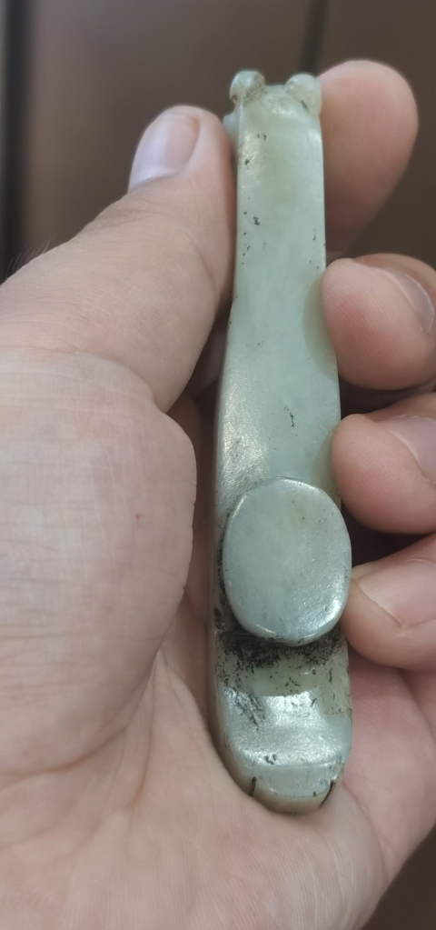 古玩玉器和田玉龍首帶鉤拍賣(mài),當(dāng)前價(jià)格5555元