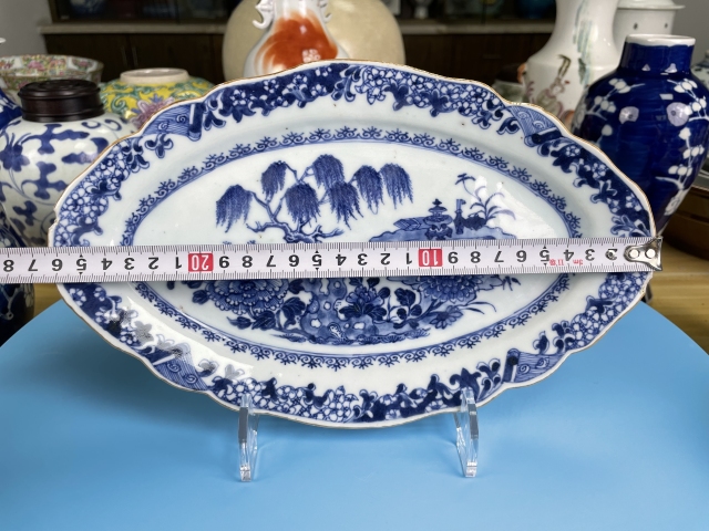 古玩陶瓷【實物保真】清乾隆青花花卉紋橢圓形花口盤拍賣，當前價格1300元