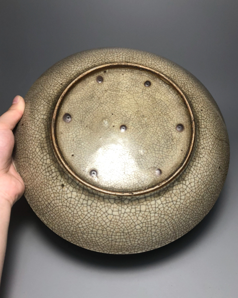 古玩陶瓷清代乾隆景德鎮(zhèn)窯口哥釉七星盤拍賣,當(dāng)前價格3888元
