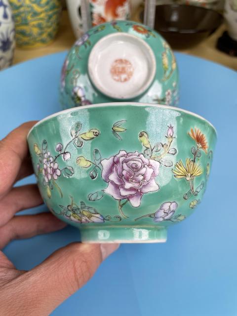 古玩陶瓷民國 精品松石綠地粉彩花卉紋敦式碗一對拍賣，當前價格2500元