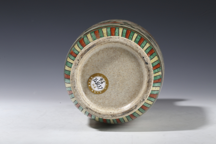 古玩陶瓷晚清·哥釉五彩四季花卉紋棒槌瓶拍賣，當前價格6600元