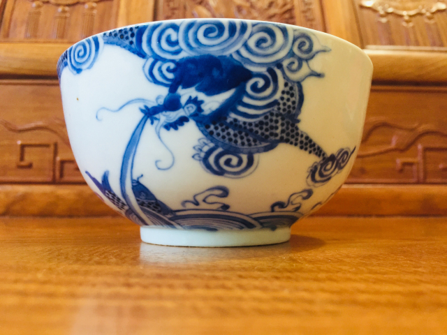 古玩陶瓷青花魚化龍紋墩式碗拍賣,當前價格0元