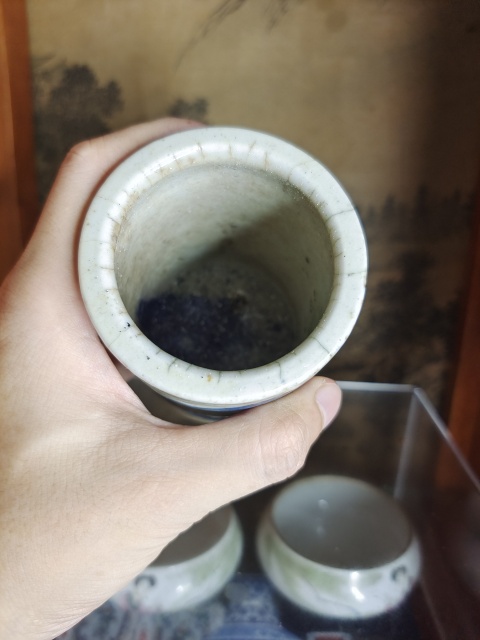 古玩陶瓷晚清哥釉地青花山水紋筆筒拍賣,當前價格2999元
