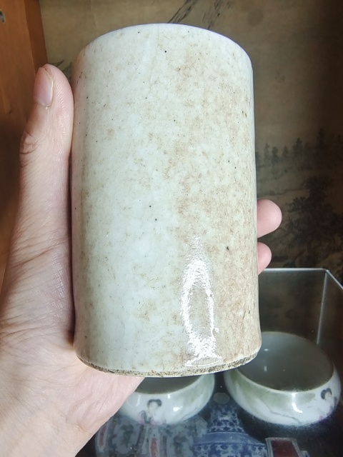 古玩陶瓷晚清哥釉地青花山水紋筆筒拍賣,當前價格2999元
