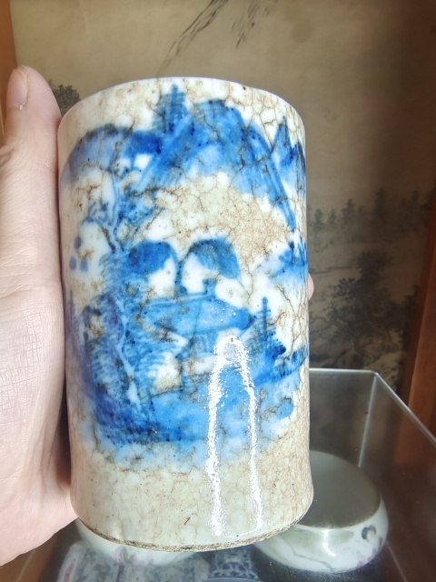 古玩陶瓷晚清哥釉地青花山水紋筆筒拍賣,當前價格2999元