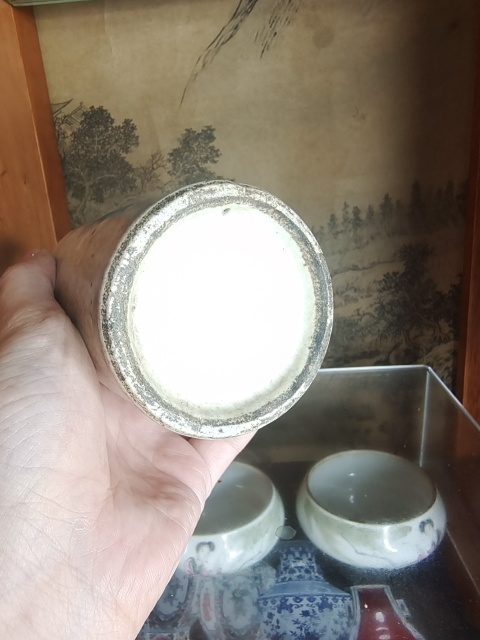 古玩陶瓷晚清哥釉地青花山水紋筆筒拍賣,當前價格2999元