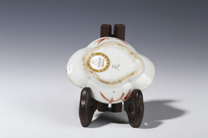 古玩陶瓷(優品)清晚·松石綠地粉彩祥云紋勺碟一對拍賣,當前價格1299元