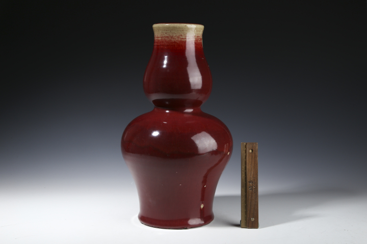 古玩陶瓷清中·紅釉葫蘆形廟頂拍賣，當前價格18000元