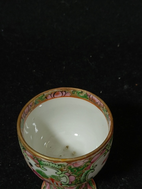 古玩陶瓷清晚期:廣彩人物花卉紋高足杯拍賣,當前價格580元