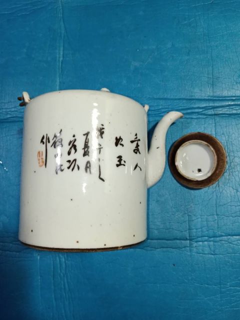 古玩陶瓷清末民初粉彩仕女人物提梁壺拍賣,當前價格1680元