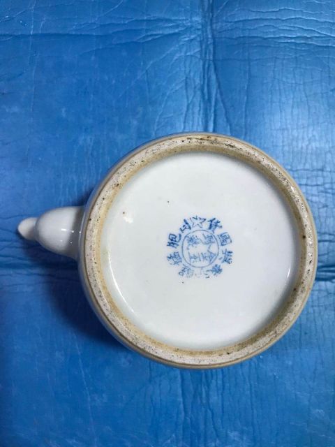 古玩陶瓷粉彩人物教子圖提梁壺拍賣，當前價格1800元