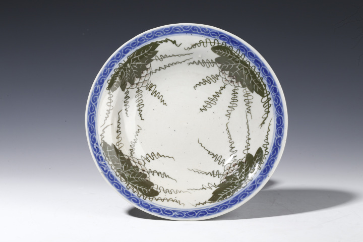 古玩陶瓷民國·釉下彩葡萄紋高足盤拍賣，當前價格800元