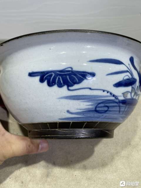 古玩陶瓷清晚期青花釉里紅荷塘紋香爐拍賣，當前價格6600元