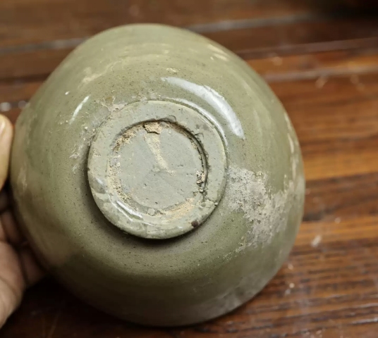 古玩陶瓷北宋早期金村窯龍泉青瓷碗拍賣,當前價格2980元