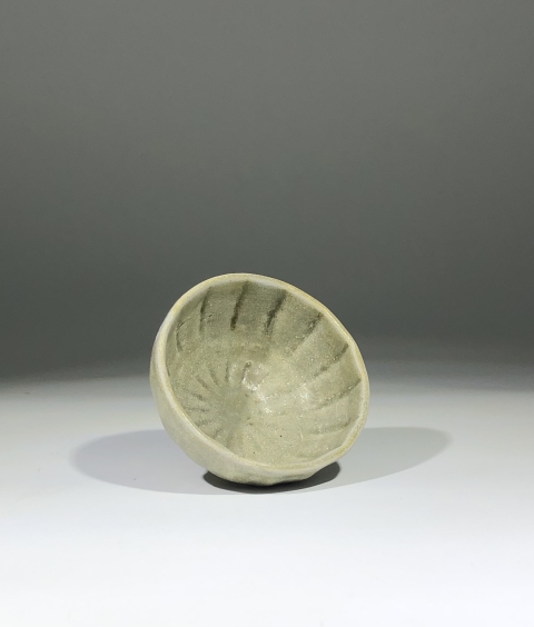 古玩陶瓷龍泉蓮子杯拍賣,當前價格3500元