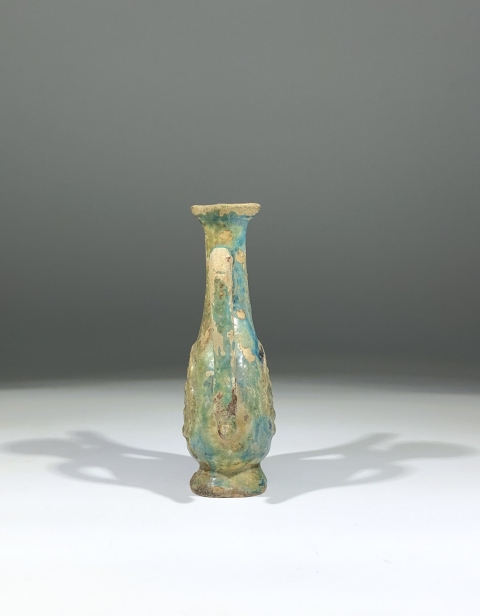 古玩陶瓷明代孔雀藍(lán)琺華彩印花執(zhí)壺拍賣,當(dāng)前價(jià)格0元