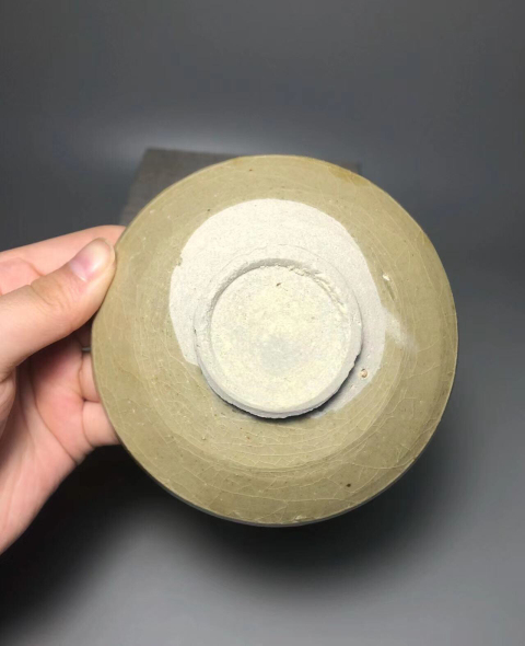 古玩陶瓷宋代·青釉盞真品鑒賞圖