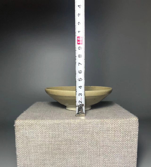 古玩陶瓷宋代·青釉盞真品鑒賞圖