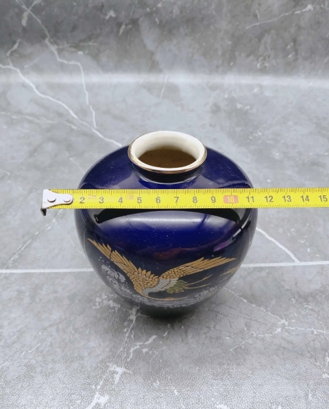 古玩陶瓷上世紀(jì)八十年代藍(lán)釉鶴紋罐拍賣(mài)，當(dāng)前價(jià)格220元