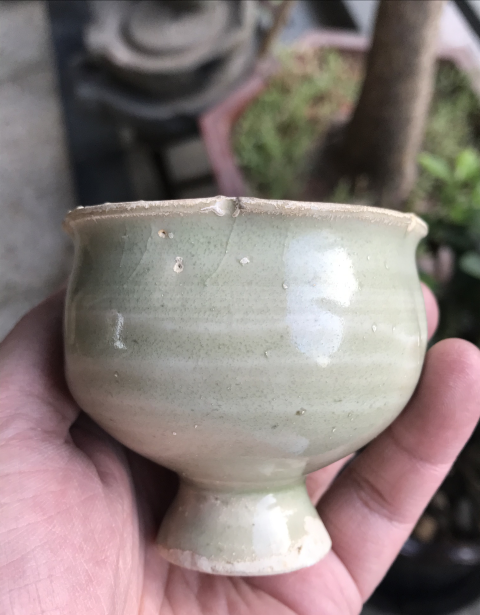 古玩陶瓷越窯系青瓷花口杯拍賣，當前價格1800元