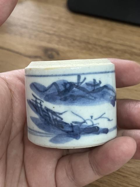 古玩陶瓷晚清山水紋青花蓋盒拍賣,當前價格800元