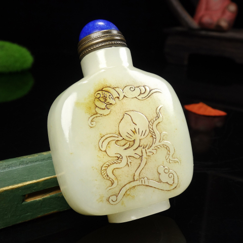 古玩玉器和田玉鼻煙壺拍賣，當前價格3000元