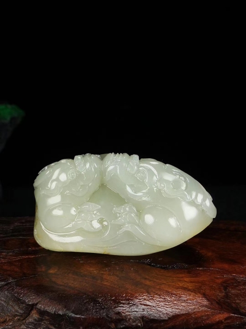 古玩玉器特價??松石雙色巧雕“大圣歸來”拍賣，當前價格6688元