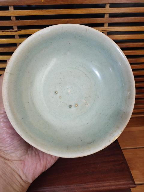 古玩陶瓷元代-龍泉青瓷印花碗拍賣，當前價格2200元