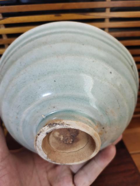 古玩陶瓷元代-龍泉青瓷印花碗拍賣，當前價格2200元