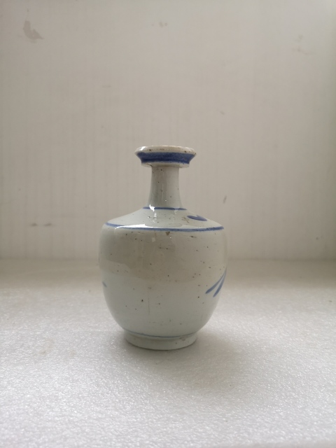 古玩陶瓷清代中期青花盤口無柄壺拍賣,當前價格580元